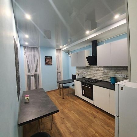 Apartmán Avalon На Чорновола Lvov Exteriér fotografie